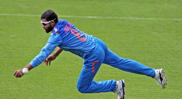 Some Super Tips To Get Better At Cricket Fielding