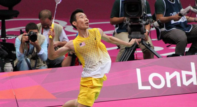 Badminton: 5 Essential Tips to Increase Forehand Power for Smash
